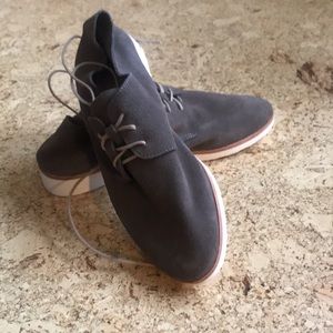 Brand new, never worn Nisolo flex light weight derby.